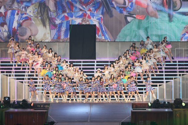 「AKB48・2013真夏のドームツアー～まだまだ、やらなきゃいけないことがある～」ギャラリー（13枚目）