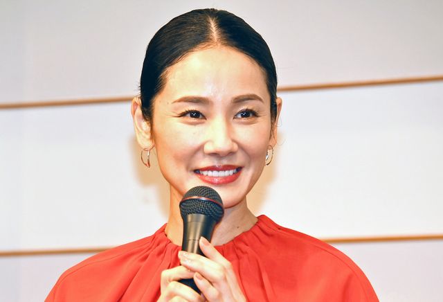 吉田羊、『バーニング　劇場版』イ・チャンドン監督の来日会見にゲストで登場（7枚目）