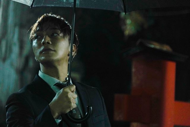 成宮寛貴、魅惑の殺人鬼が話題!ABEMAオリジナルドラマ「死ぬほど愛して」場面写真:フォトギャラリー