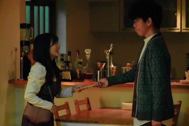 成宮寛貴、魅惑の殺人鬼が話題！ABEMAオリジナルドラマ「死ぬほど愛して」場面写真（6枚目）