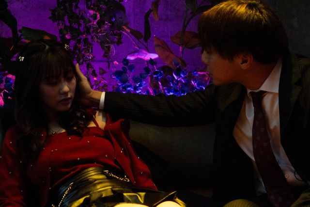 成宮寛貴、魅惑の殺人鬼が話題！ABEMAオリジナルドラマ「死ぬほど愛して」場面写真（19枚目）