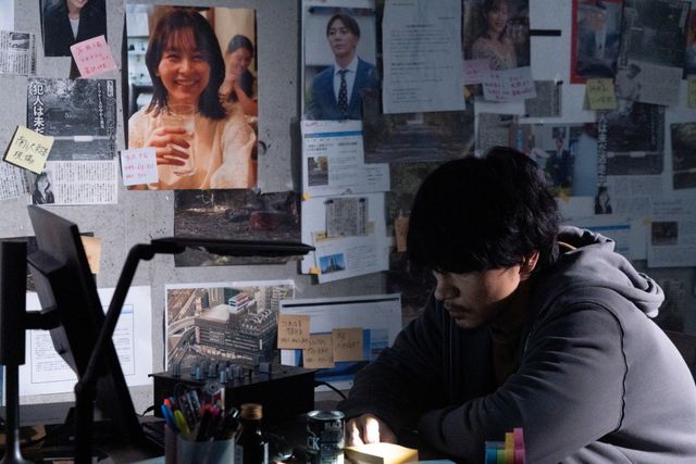 成宮寛貴、魅惑の殺人鬼が話題！ABEMAオリジナルドラマ「死ぬほど愛して」場面写真（22枚目）