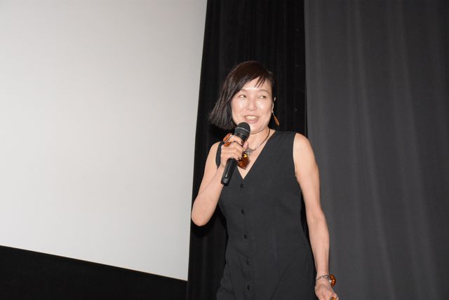 桃井かおり出席！映画『ふたりの旅路』初日舞台あいさつ（2枚目）