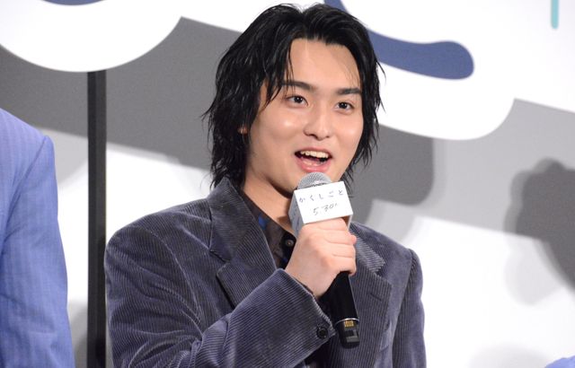 奥平大兼、出口夏希、Aぇ! group・佐野晶哉らブルー系のコーデ！『か「」く「」し「」ご「」と「』前夜祭舞台挨拶（3枚目）