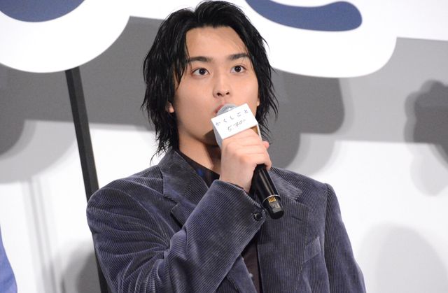 奥平大兼、出口夏希、Aぇ! group・佐野晶哉らブルー系のコーデ！『か「」く「」し「」ご「」と「』前夜祭舞台挨拶（4枚目）