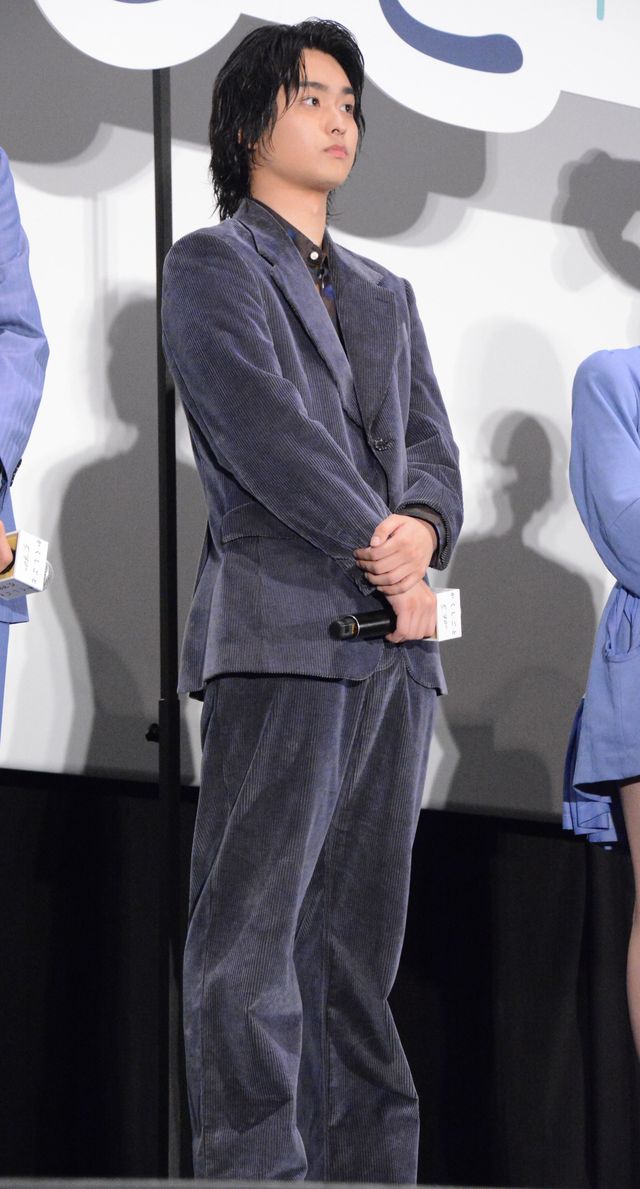 奥平大兼、出口夏希、Aぇ! group・佐野晶哉らブルー系のコーデ！『か「」く「」し「」ご「」と「』前夜祭舞台挨拶（11枚目）