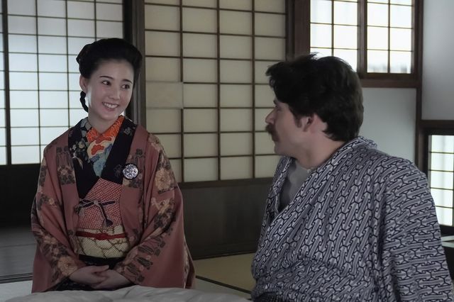 ヘブン（トミー・バストウ）の体調は…朝ドラ「ばけばけ」第10週「トオリ、スガリ。」第49回：フォトギャラリー