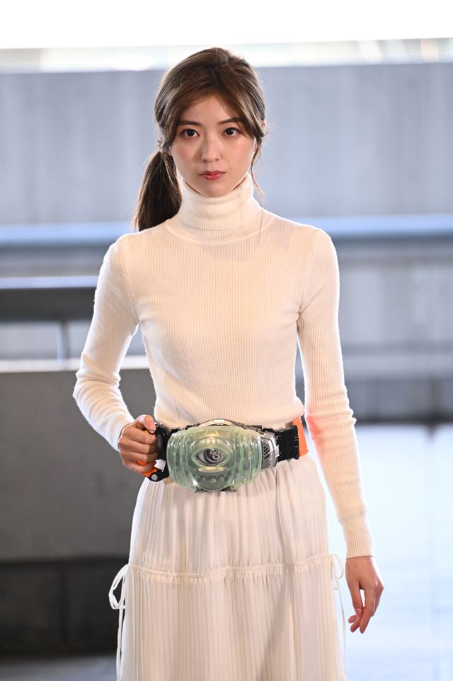 マコト兄ちゃん登場！「仮面ライダースペクター×ブレイズ」でカノンと兄妹変身（10枚目）