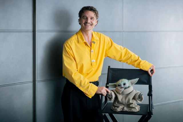 かわいすぎる！ペドロ・パスカル＆グローグー『スター・ウォーズ／マンダロリアン・アンド・グローグー』（5枚目）