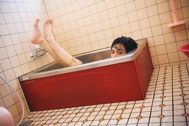 【5枚】鈴木伸之のいろんな魅力たっぷり！「鈴木伸之ファースト写真集“FACE”」発売（4枚目）