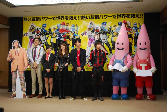 「仮面ライダーフォーゼ」「特命戦隊ゴーバスターズ」劇場版完成披露試写ギャラリー（7枚目）