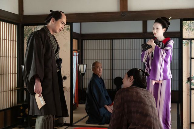 元宝塚トップ・望海風斗が女郎を妖艶に…「べらぼう」第37回場面写真（2枚目）