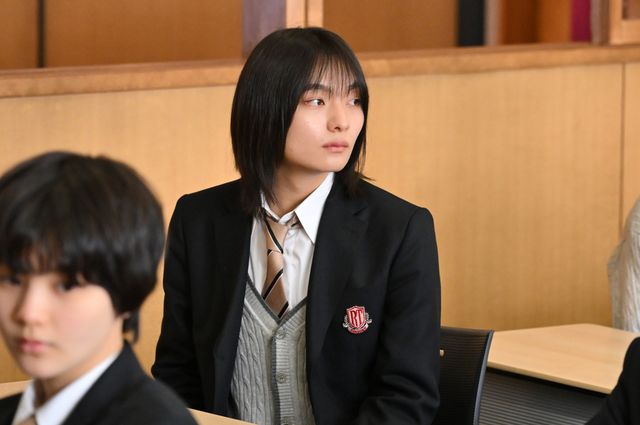 「御上先生」文科省への帰還命令…御上を救う方法は？第8話場面写真（28枚目）