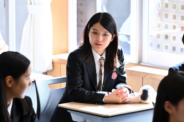 「御上先生」文科省への帰還命令…御上を救う方法は？第8話場面写真（35枚目）