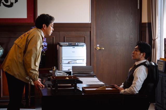 「御上先生」文科省への帰還命令…御上を救う方法は？第8話場面写真（52枚目）