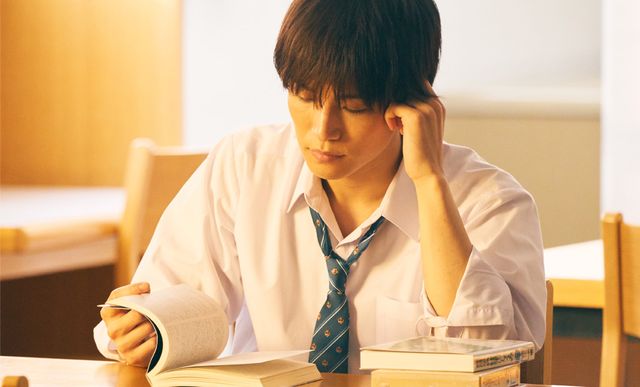 岩田剛典＆杉咲花、初恋の瞬間！『パーフェクトワールド』場面写真：フォトギャラリー