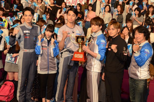 新田真剣佑＆北村匠海！『OVER DRIVE』女性限定試写会（22枚目）