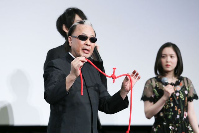 古川雄輝がハンドパワー注入！Mr.マリックとマジック生披露！（5枚目）