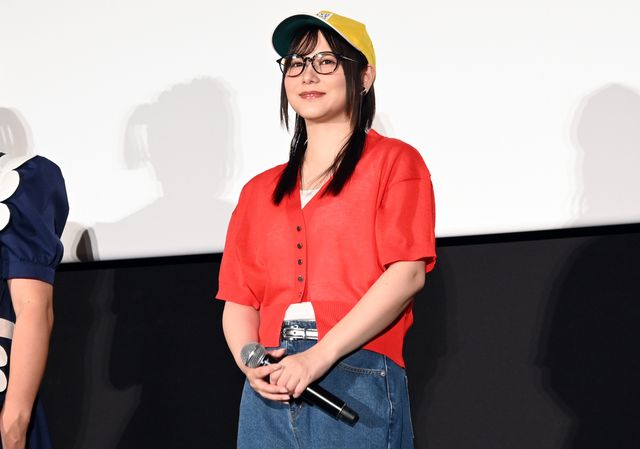 anoの美脚！劇場版『僕とロボコ』公開記念舞台あいさつ（10枚目）