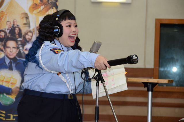 渡辺直美が生着替え！映画『ナイト　ミュージアム／エジプト王の秘密』アフレコ会見フォトギャラリー（15枚目）