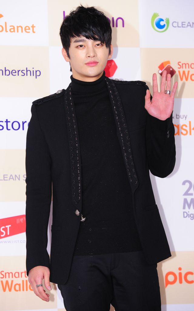 BEAST、INFINITE、2NE1「2012 MMA」TOP10に選定 BEASTは「2年連続」今年のアーティスト賞受賞<韓国JPICTURES>(12枚目)