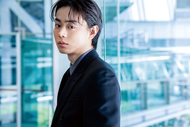 菅田将暉、魅力ダダ漏れ！『アルキメデスの大戦』インタビューカット＜全8枚＞（7枚目）