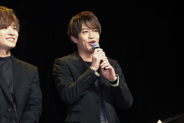 山下大輝＆デク、今田美桜の好きなキャラに選ばれガッツポーズ！劇場版『ヒロアカ』完成披露試写会（3枚目）