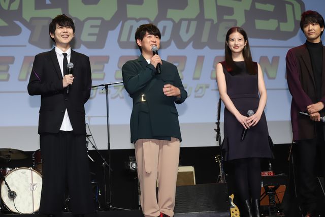 山下大輝＆デク、今田美桜の好きなキャラに選ばれガッツポーズ！劇場版『ヒロアカ』完成披露試写会（13枚目）