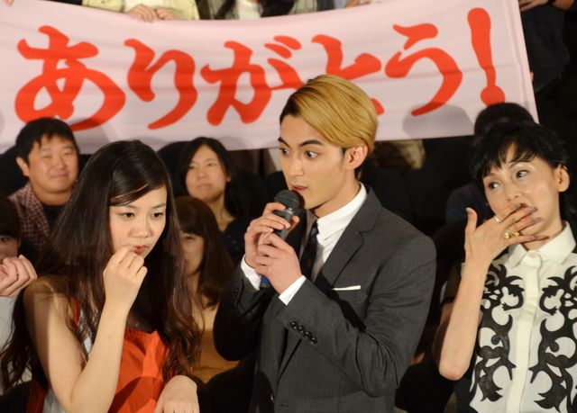 永瀬匡が初主演映画の初日舞台あいさつで食レポ！『ズタボロ』【フォトギャラリー】（7枚目）