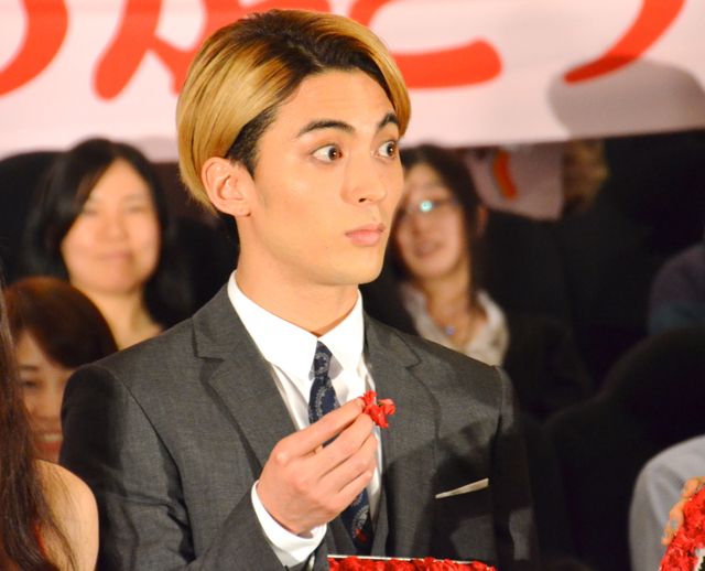 永瀬匡が初主演映画の初日舞台あいさつで食レポ！『ズタボロ』【フォトギャラリー】（8枚目）