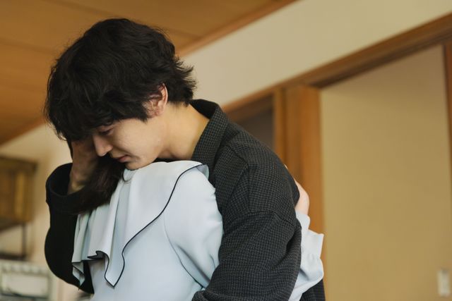 血まみれのあやめと、恐ろしくも美しい凍也「魔物」第7話場面写真（5枚目）