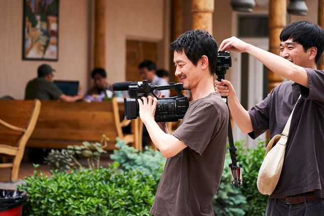 加瀬亮、ウズベキスタンへ！黒沢清監督『旅のおわり世界のはじまり』撮影現場（3枚目）