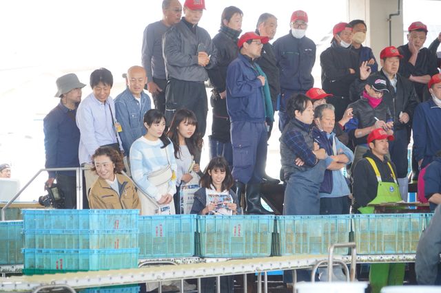 武田梨奈“ワカコ”の飲みっぷり！「ワカコ酒」season7より（4枚目）