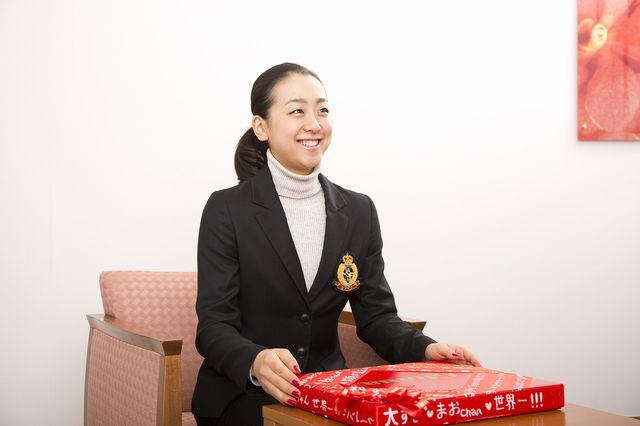 長澤まさみ＆武井咲、CM共演の浅田真央にエール！写真ギャラリー（4枚目）