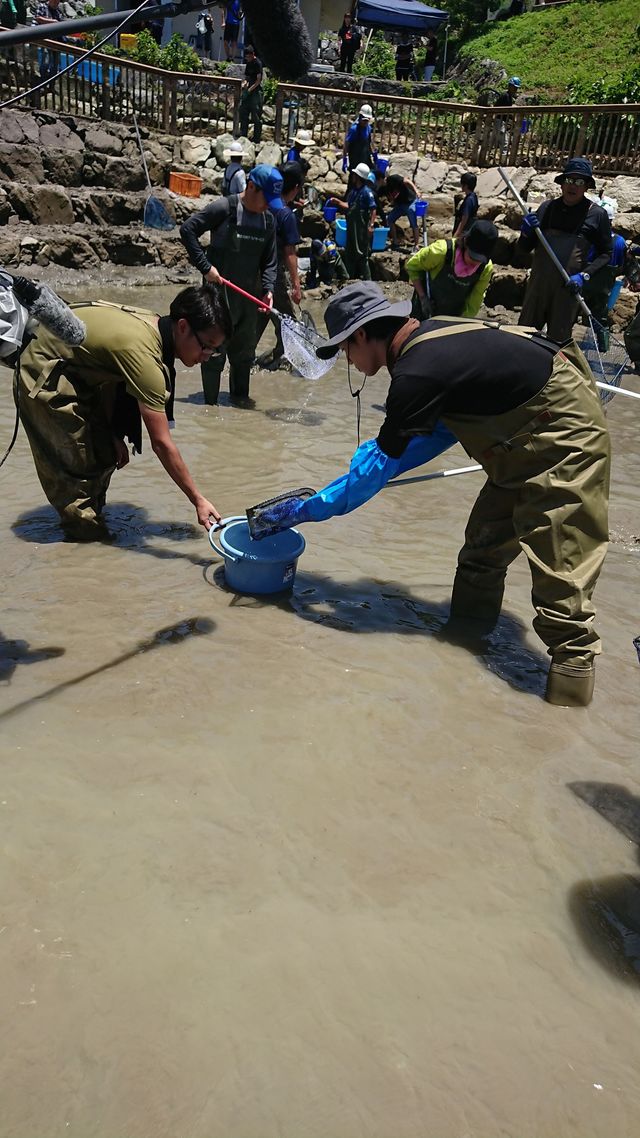 福士蒼汰＆早乙女太一出演「緊急SOS！池の水ぜんぶ抜く大作戦」（5枚目）