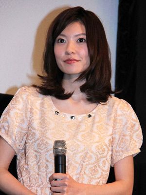 テラハ 住岡梨奈 映画主題歌初披露もド緊張で歌い直し シネマトゥデイ