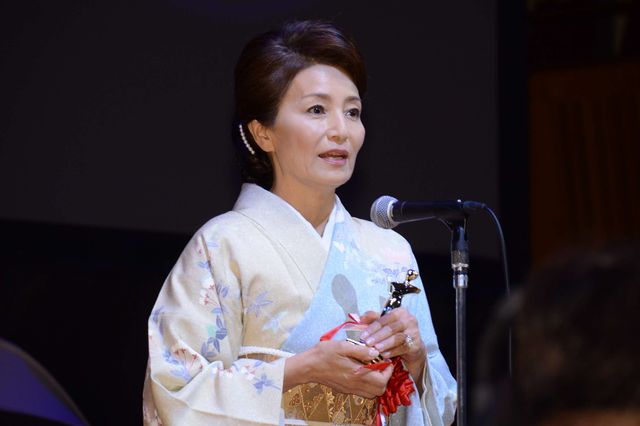 浅野忠信＆多部未華子が主演賞に輝く！第25回日本映画批評家大賞授賞式フォトギャラリー（12枚目）