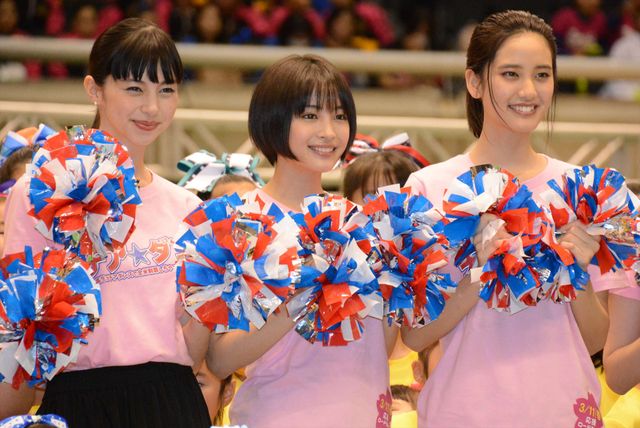 広瀬すず、中条あやみら『チア☆ダン』チーム、「全日本チアダンス選手権大会」で生ダンス！　画像ギャラリー（19枚目）