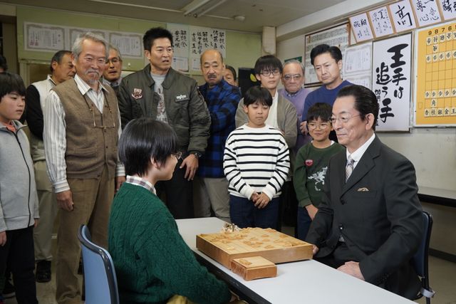 右京をしのぐ天才少年棋士の正体とは？「相棒season22」第15話：フォトギャラリー