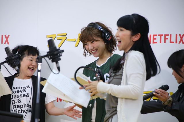 宮澤佐江、プロ声優の前で緊張！「フラーハウス」公開アフレコイベント写真ギャラリー（11枚目）