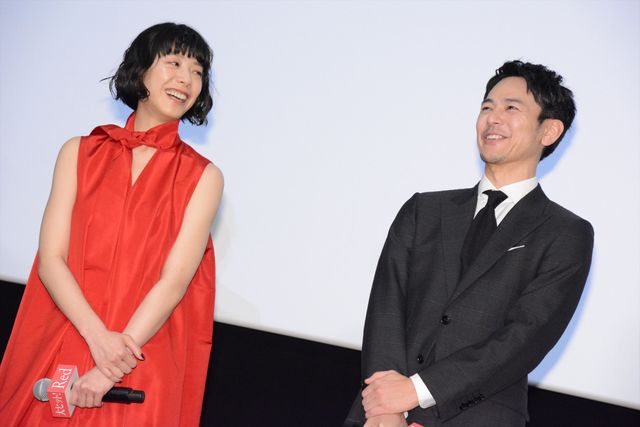 夏帆、真っ赤なドレス！映画『Red』公開記念舞台あいさつ（10枚目）