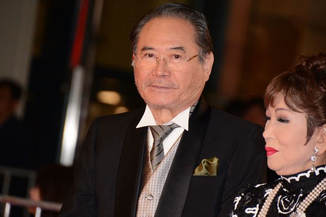 水川あさみ、美しいデコルテあらわなドレス姿！（18枚目）