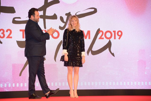 水川あさみ、美しいデコルテあらわなドレス姿！（21枚目）