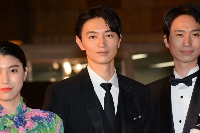 水川あさみ、美しいデコルテあらわなドレス姿！（23枚目）