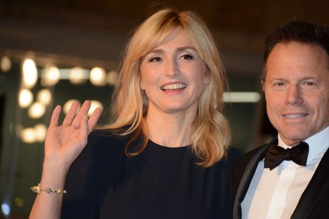 水川あさみ、美しいデコルテあらわなドレス姿！（33枚目）