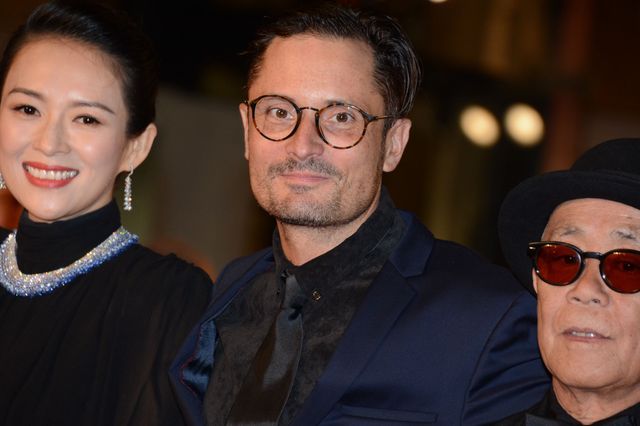 水川あさみ、美しいデコルテあらわなドレス姿！（35枚目）