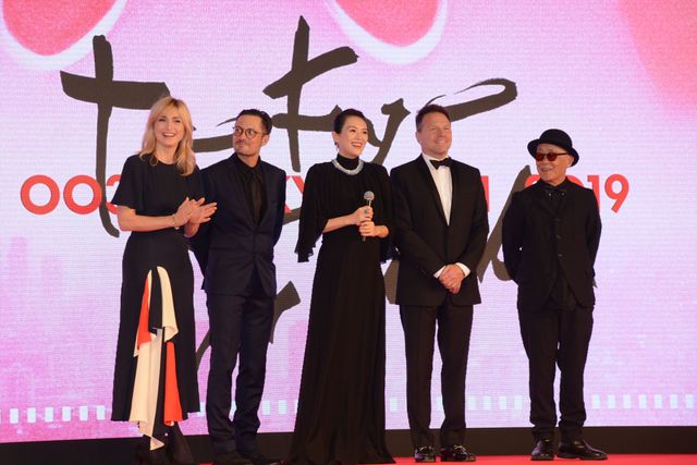 水川あさみ、美しいデコルテあらわなドレス姿！（37枚目）