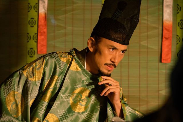 道長VS三条天皇の壮絶バトル…「光る君へ」第42回場面写真（7枚目）