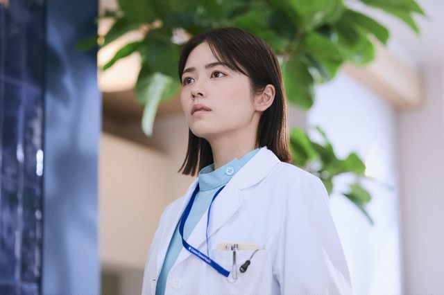 【ネタバレ】徳重（松本潤）と康二郎（新田真剣佑）がバチバチ？日曜劇場「19番目のカルテ」第3話（5枚目）