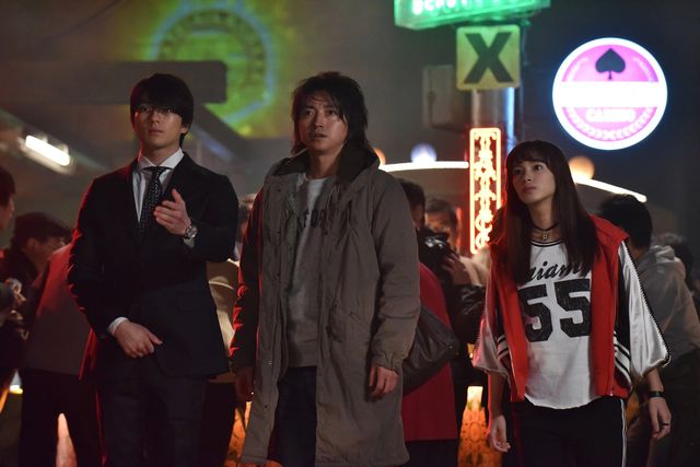 ＜19枚＞福士蒼汰が藤原竜也を地面に…！『カイジ　ファイナルゲーム』場面写真：フォトギャラリー